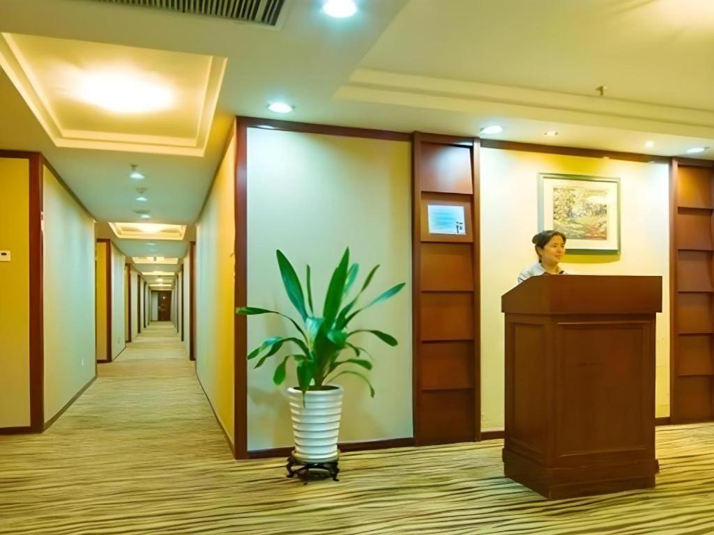 Friendship Hotel Σενζέν Εξωτερικό φωτογραφία